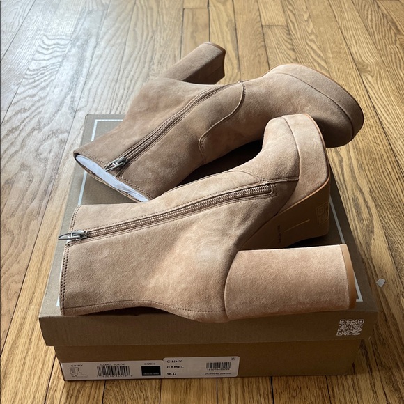 ‼️DELETING SATURDAY‼️Dolce vita suede cinny platform boots - new w box - Picture 2 of 7